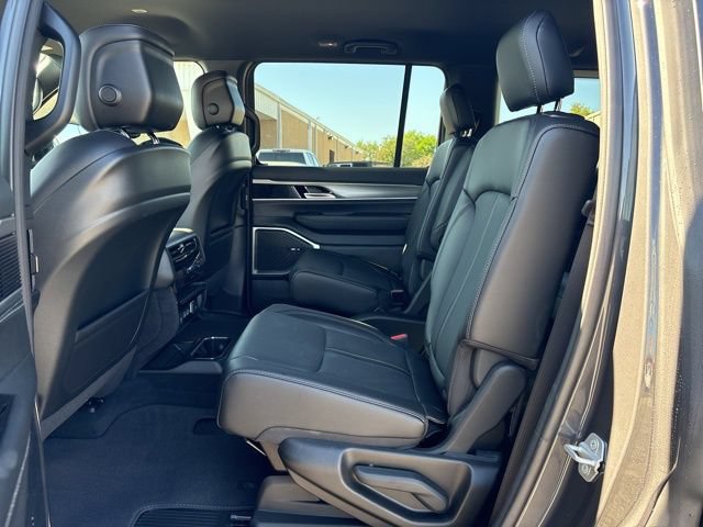 New 2026 Jeep Grand Wagoneer 4WD image 46