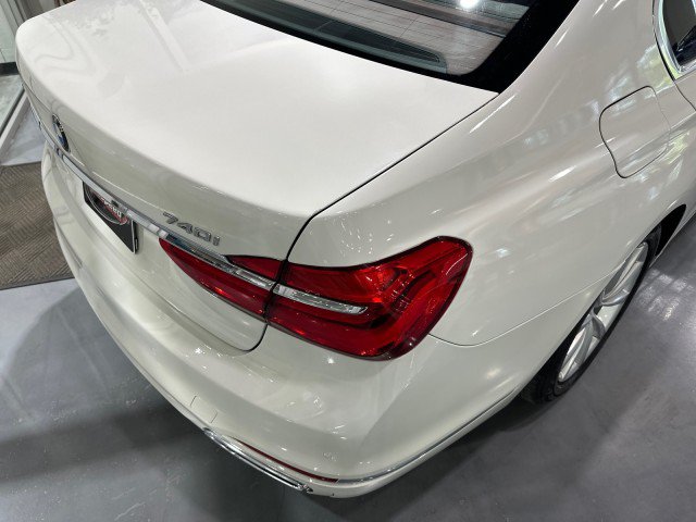 Used 2017 BMW 740i xDrive AWD/4WD image 24