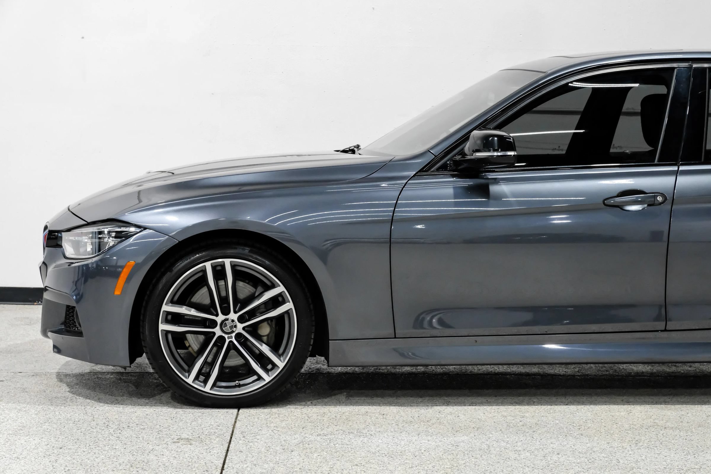 Used 2018 BMW 340i Sedan RWD image 10