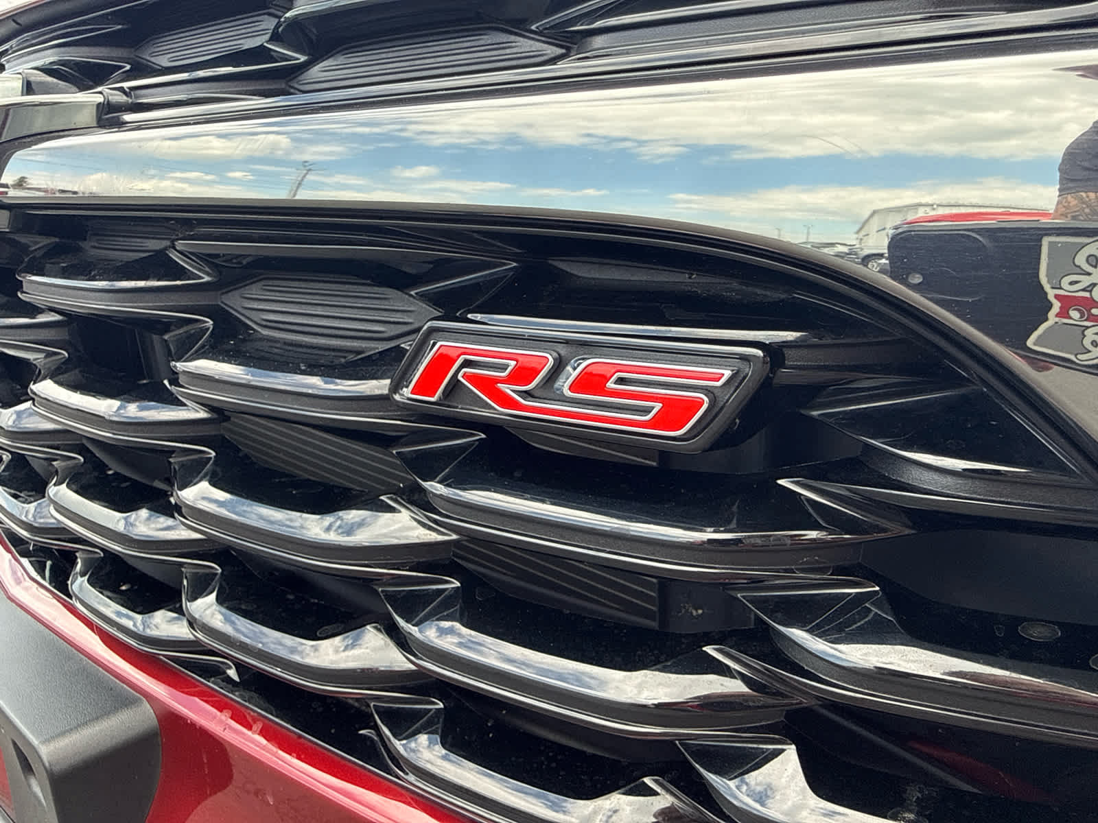 Certified 2025 Chevrolet Trax RS FWD image 9