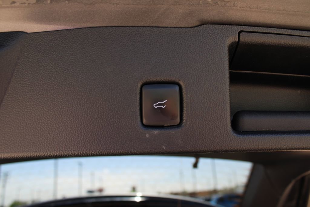 Used 2024 Ford Escape Platinum AWD/4WD image 38