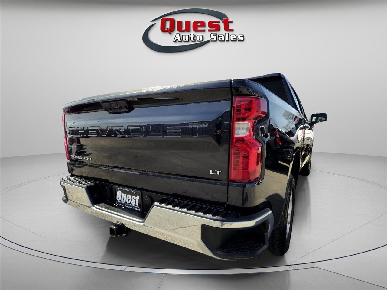 Used 2023 Chevrolet Silverado 1500 LT w/ Protection Package image 7