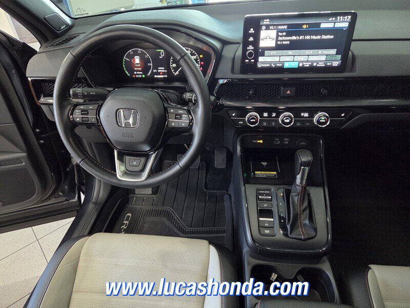 Used 2025 Honda CR-V Sport Touring image 9