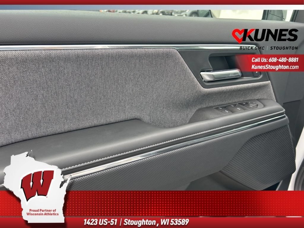 New 2026 GMC Sierra EV Elevation w/ LPO, Elevation Dark Package AWD/4WD image 17