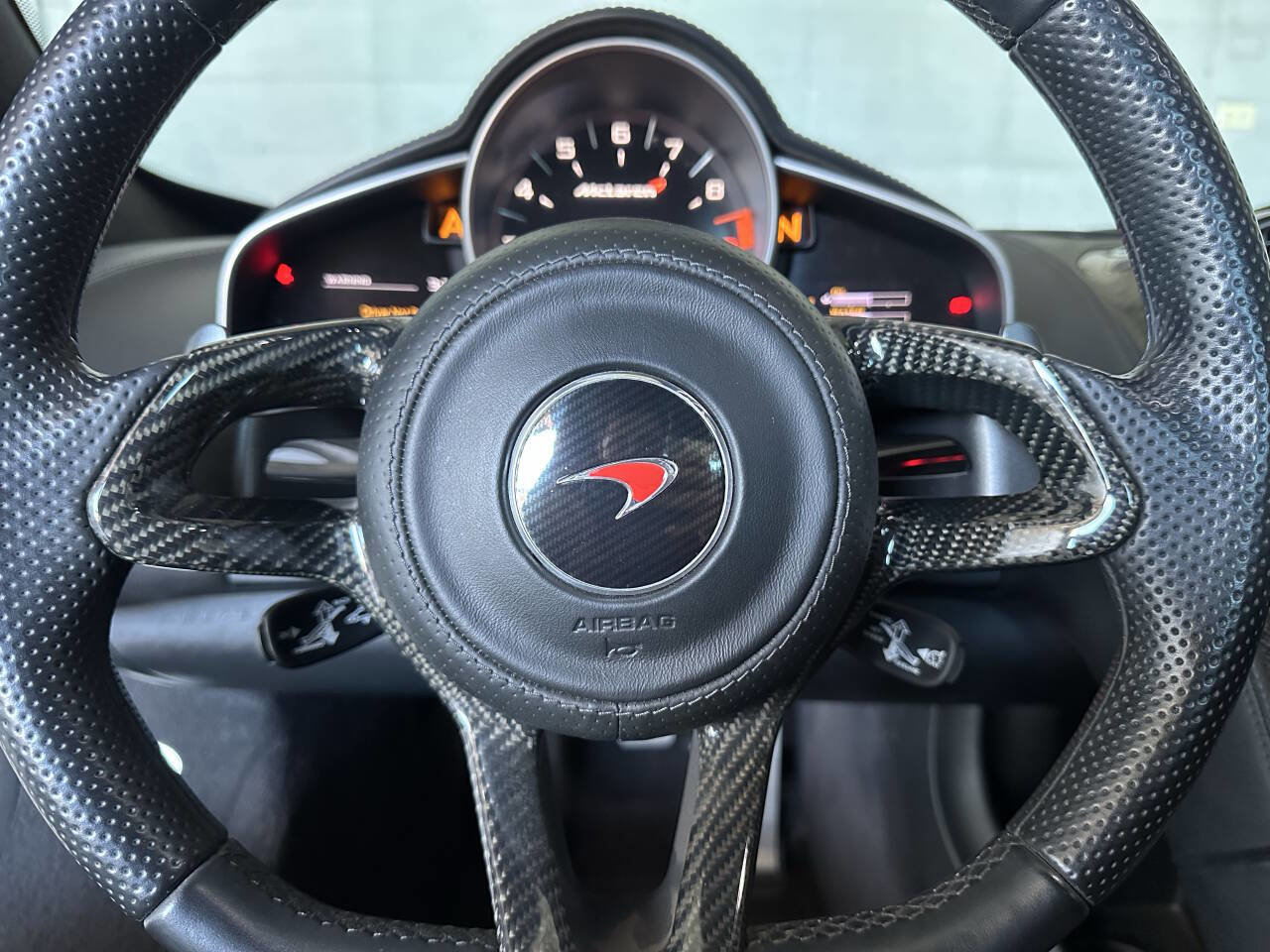 Used 2015 McLaren 650S Spider image 23