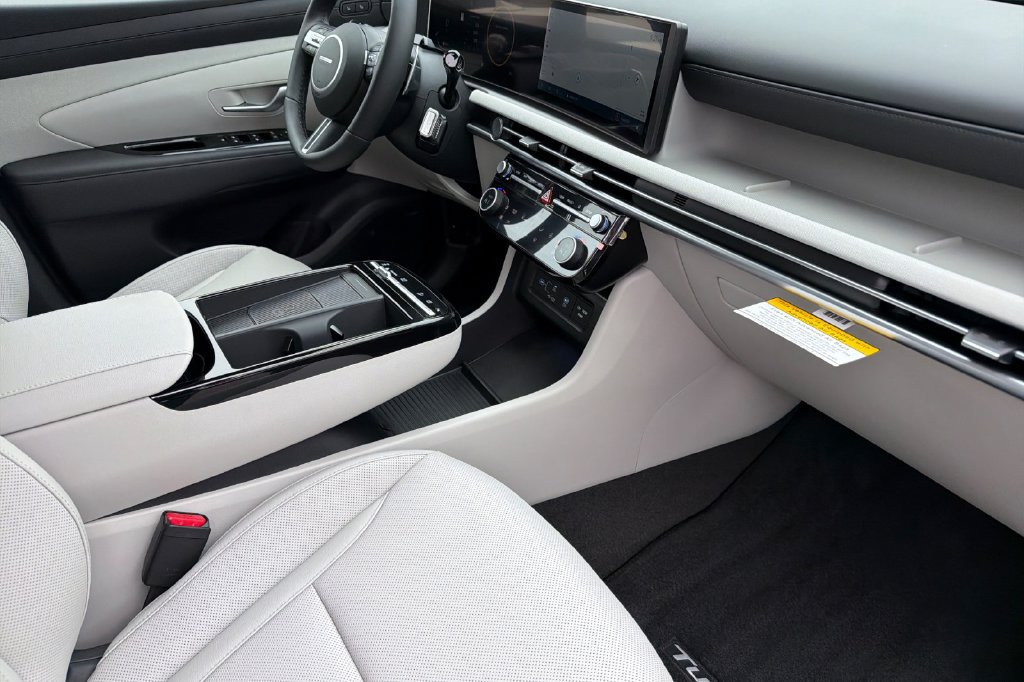 New 2026 Hyundai Tucson Limited AWD/4WD image 13