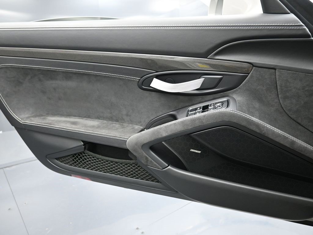 Used 2019 Porsche 911 GT3 RS image 7