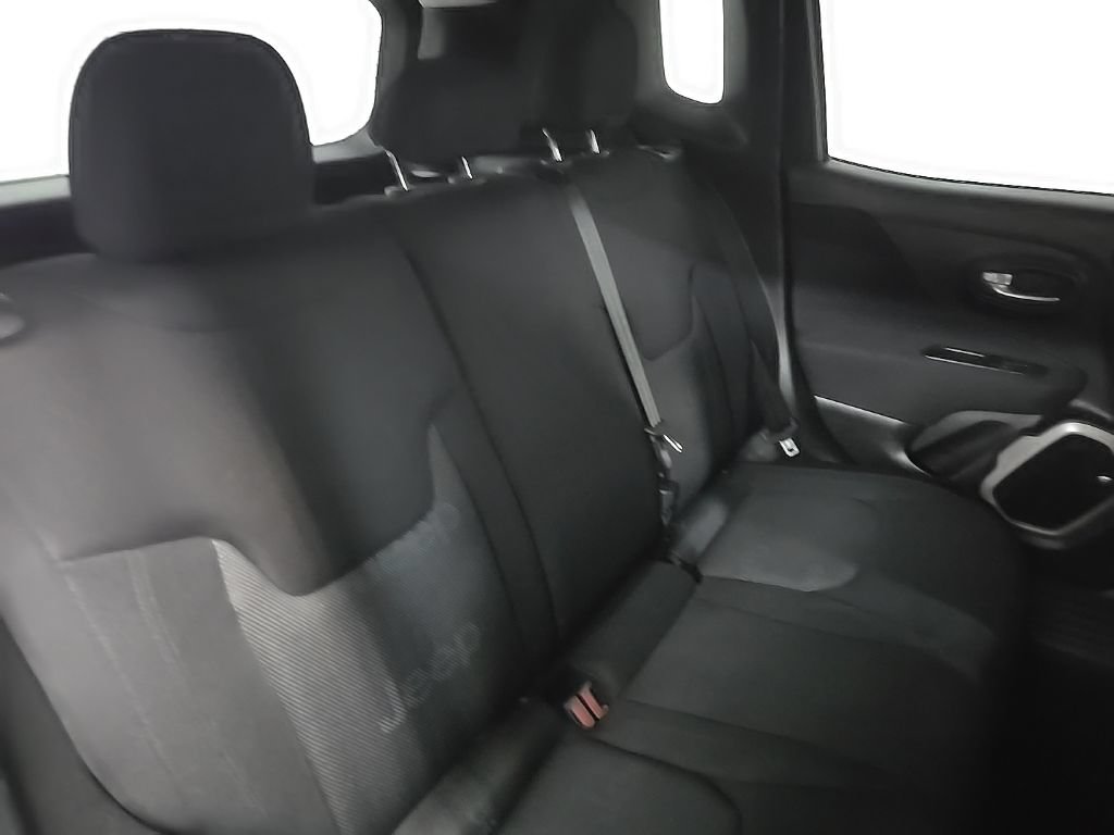 Used 2016 Jeep Renegade Latitude w/ Cold Weather Group AWD/4WD image 19