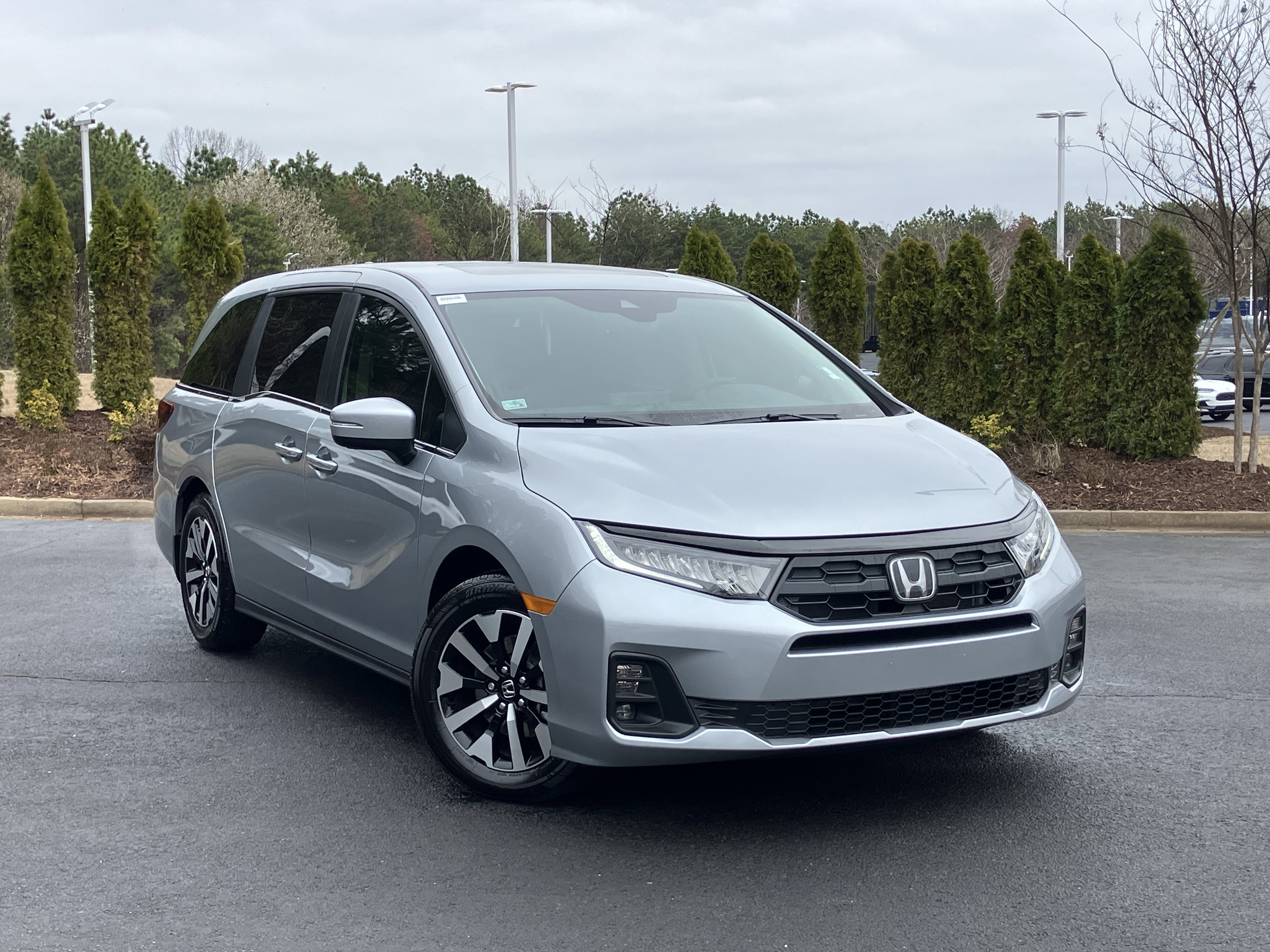 Certified 2026 Honda Odyssey EX-L image 2