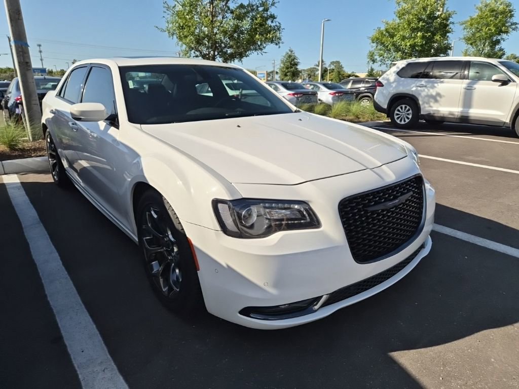 Used 2016 Chrysler 300 S w/ 300S Premium Group image 2