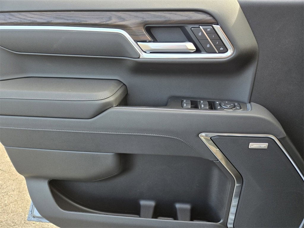 New 2026 GMC Sierra 1500 SLT w/ SLT Premium Package image 23