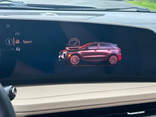 Used 2024 Cadillac XT4 Luxury w/ Cold Weather Package AWD/4WD image 66