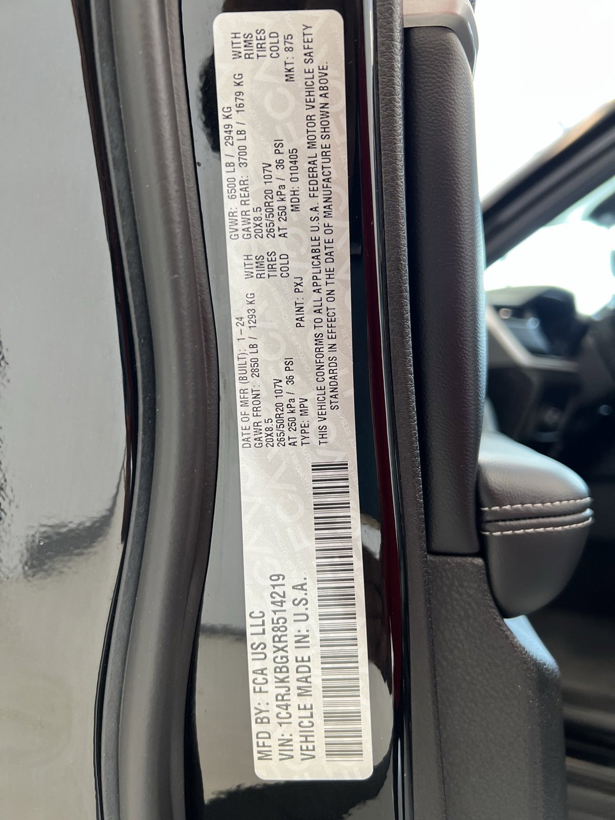 Used 2024 Jeep Grand Cherokee L Limited w/ Black Appearance Package image 66