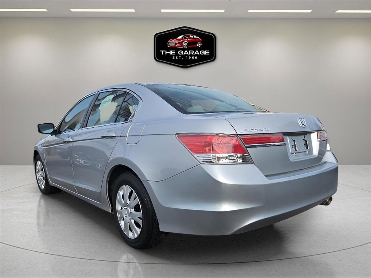 Used 2011 Honda Accord LX image 4