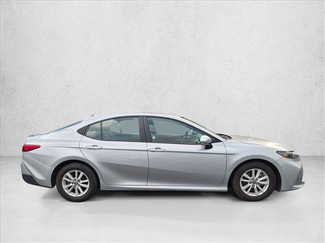 Used 2026 Toyota Camry LE FWD image 4
