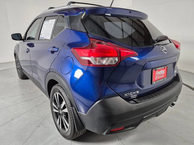 Used 2018 Nissan Kicks SV w/ Exterior Package FWD image 3