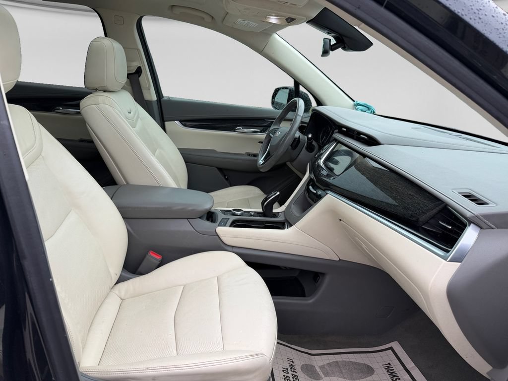 Used 2021 Cadillac XT6 Premium Luxury FWD image 28