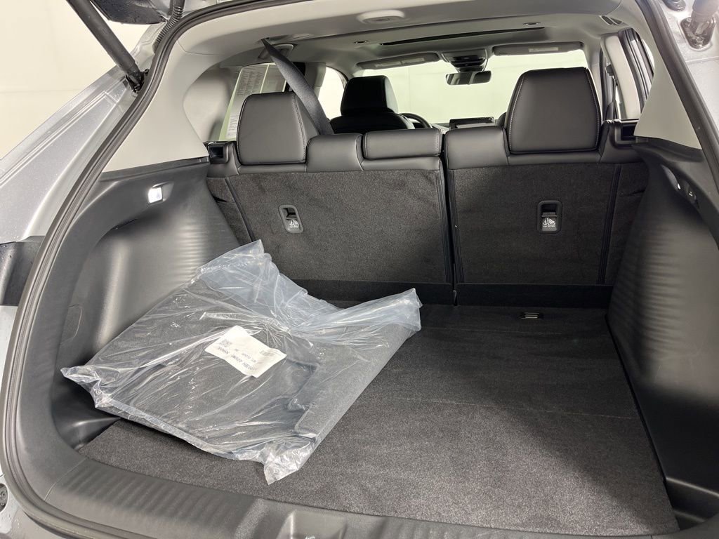 Certified 2025 Acura ADX FWD image 9