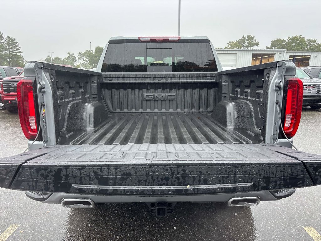 New 2026 GMC Sierra 1500 AT4 w/ Technology Package AWD/4WD image 5