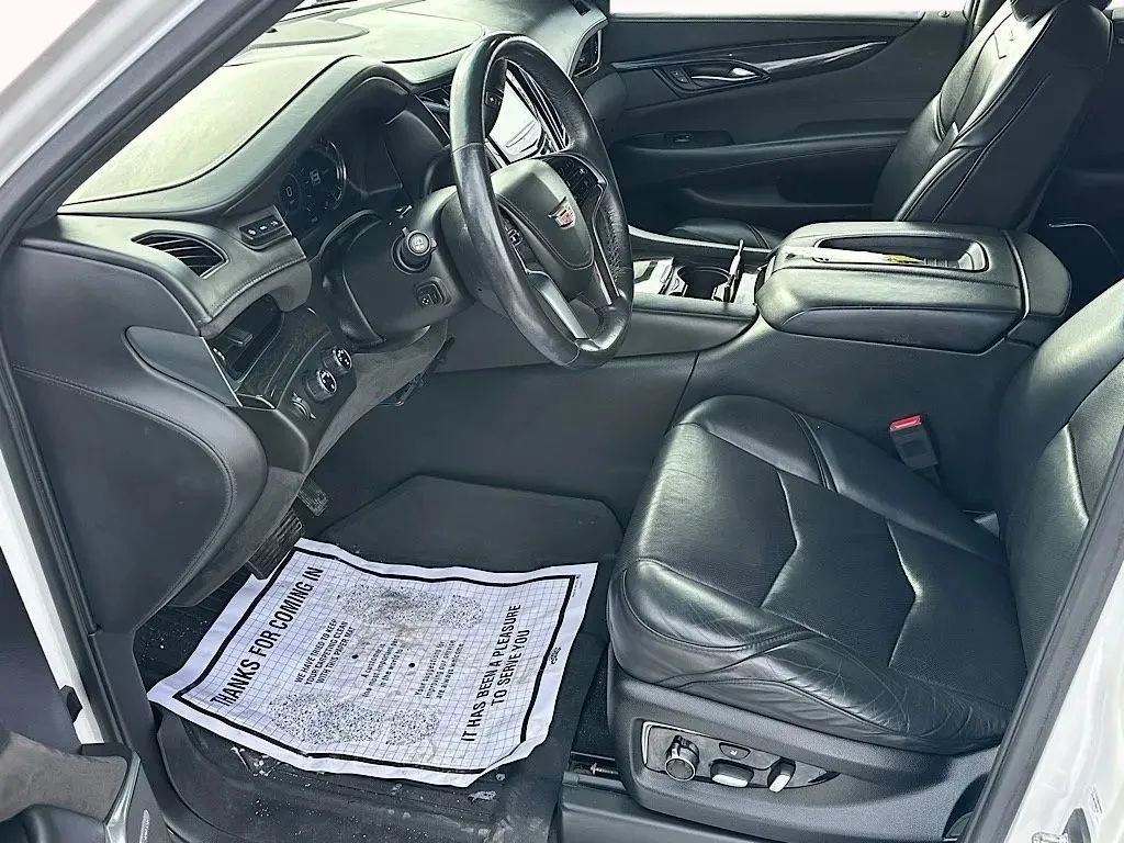 Used 2020 Cadillac Escalade Platinum image 10