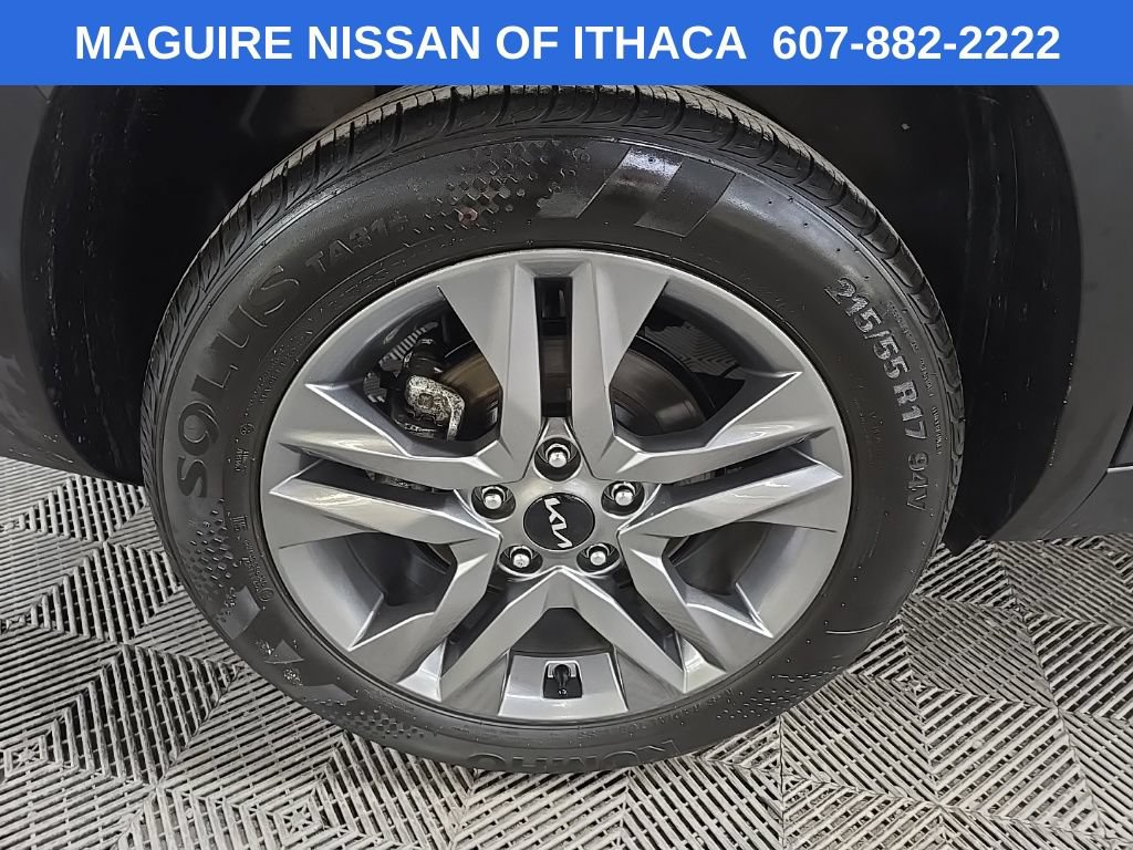 Used 2023 Kia Seltos S w/ Navigation Package AWD/4WD image 13