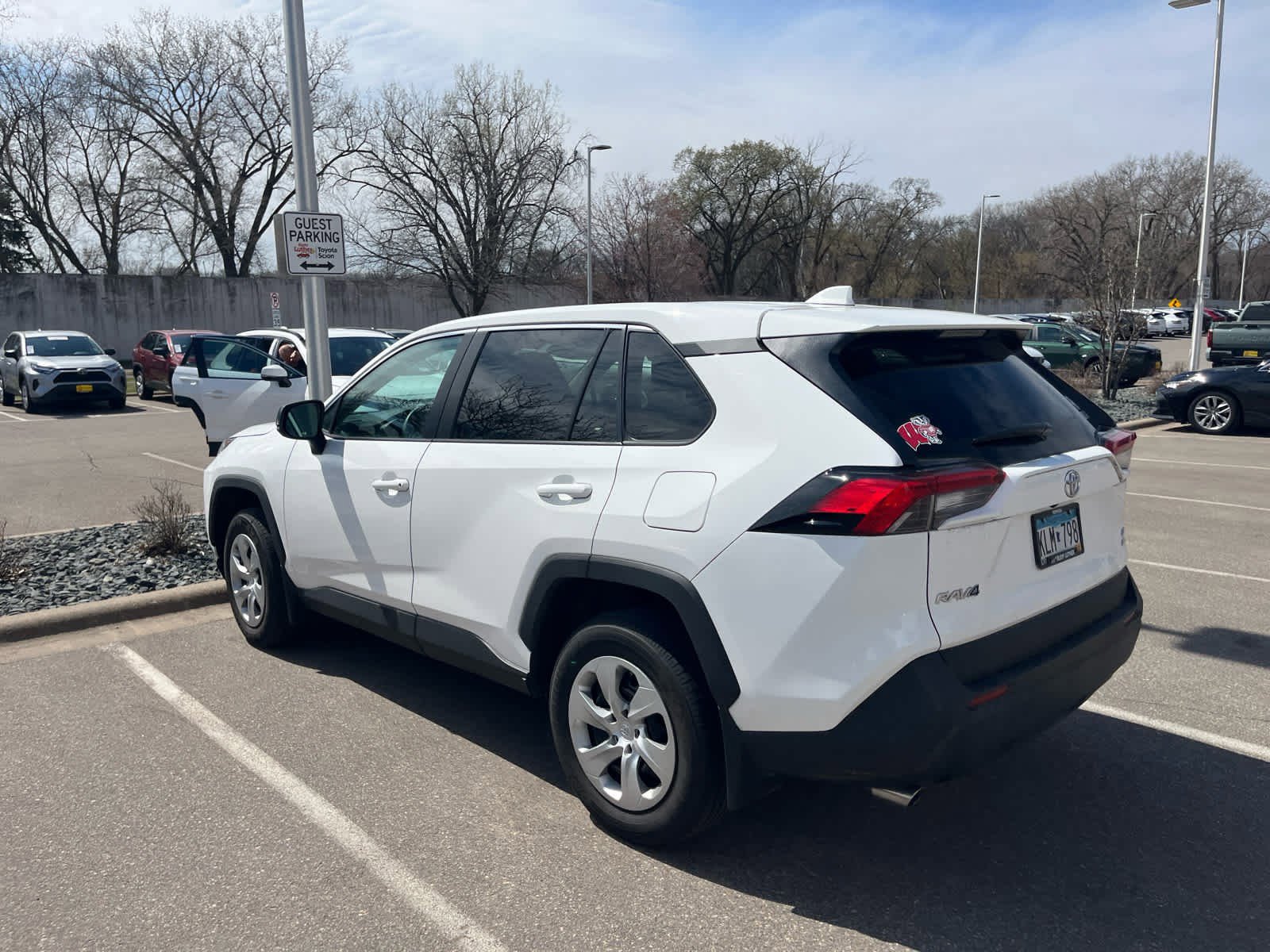 Used 2023 Toyota RAV4 LE AWD/4WD image 3