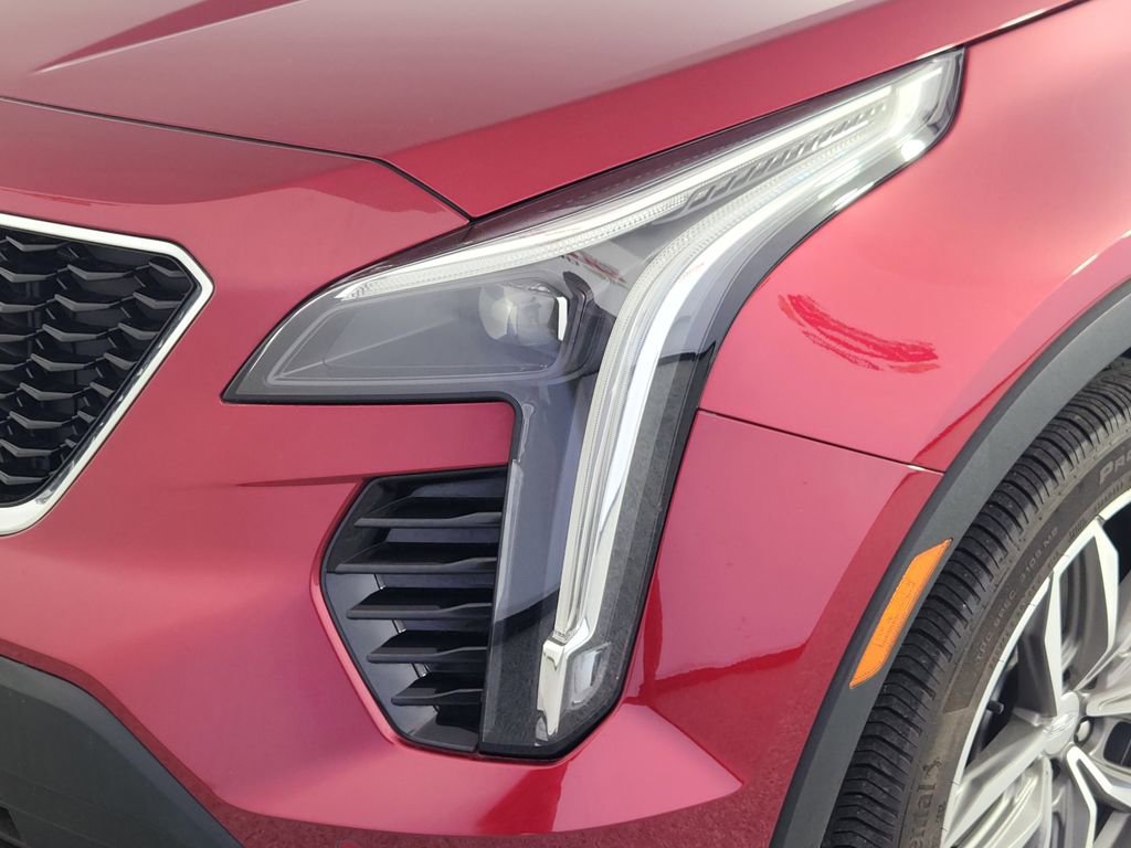 Used 2023 Cadillac XT4 Sport w/ Cold Weather Package FWD image 10