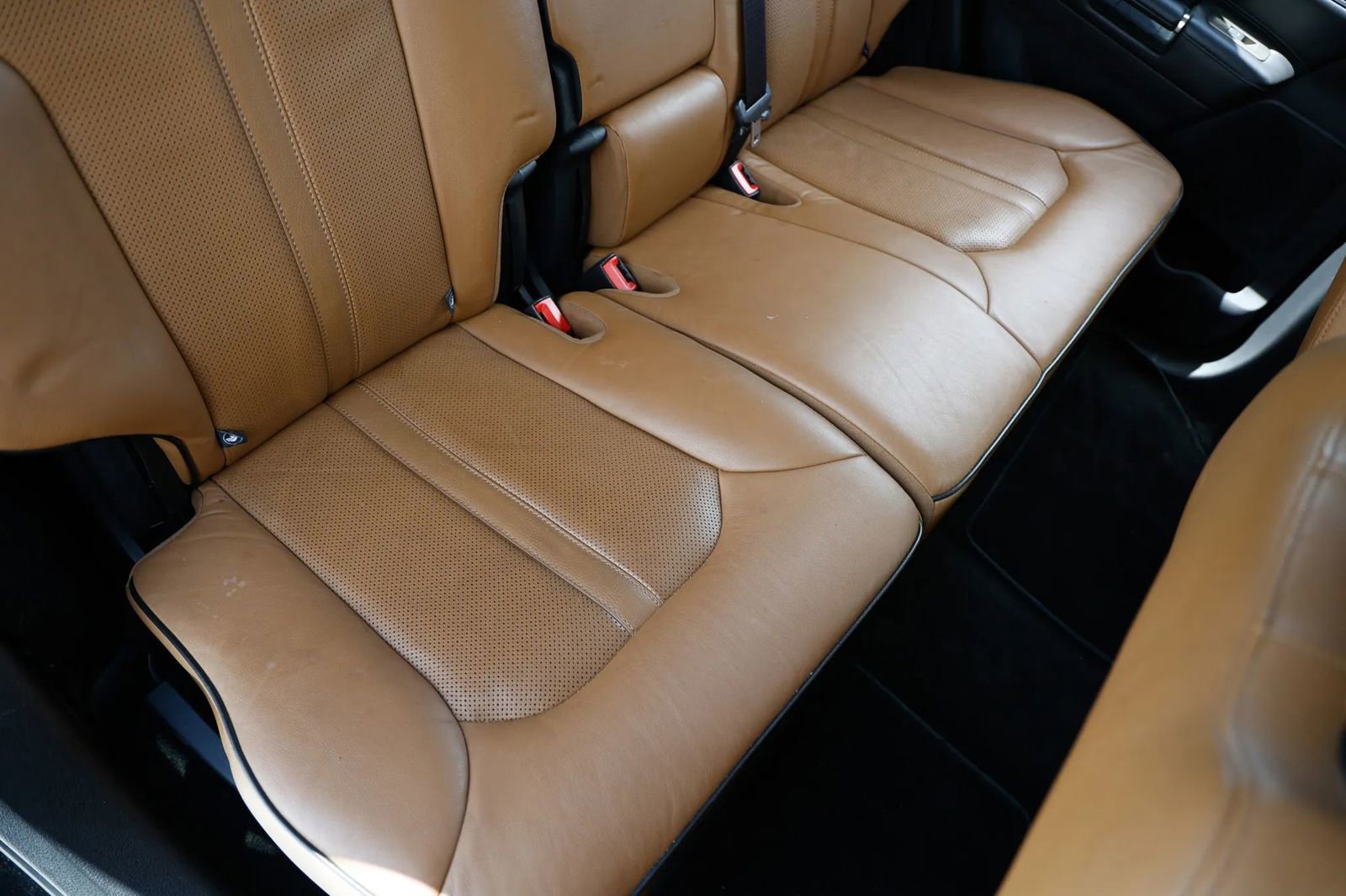 Used 2013 Lincoln MKX FWD image 17