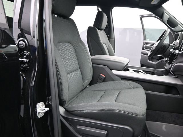 New 2026 RAM 1500 4x4 Crew Cab image 22