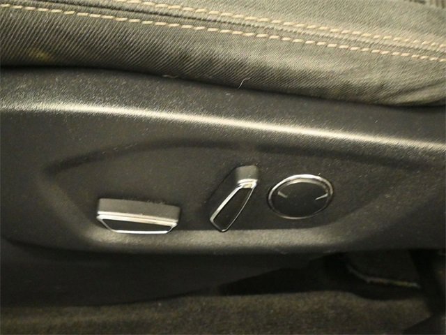 Certified 2017 Ford Explorer XLT w/ Equipment Group 201A image 12