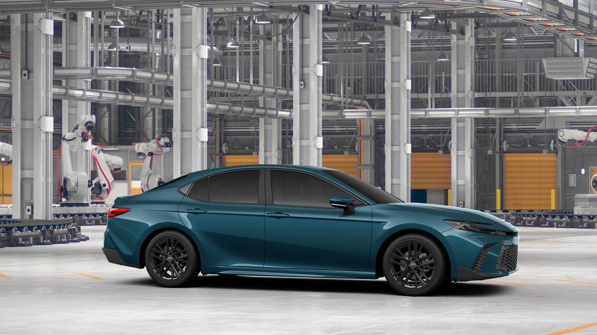 New 2026 Toyota Camry SE FWD image 13