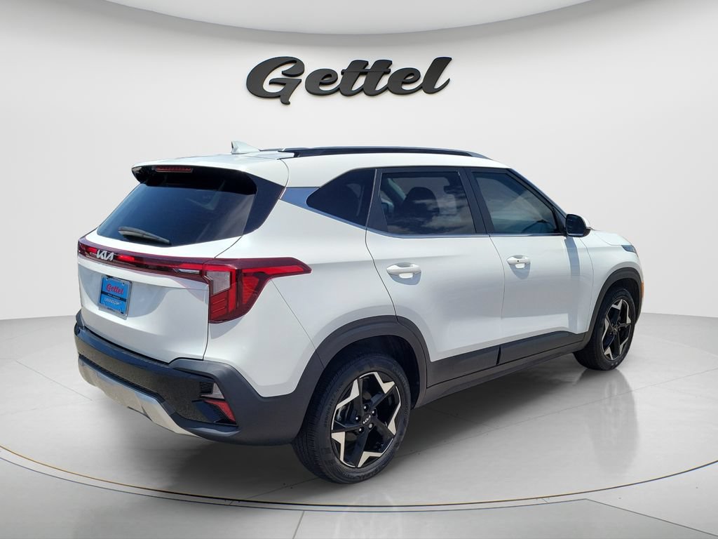 Used 2024 Kia Seltos EX FWD image 4