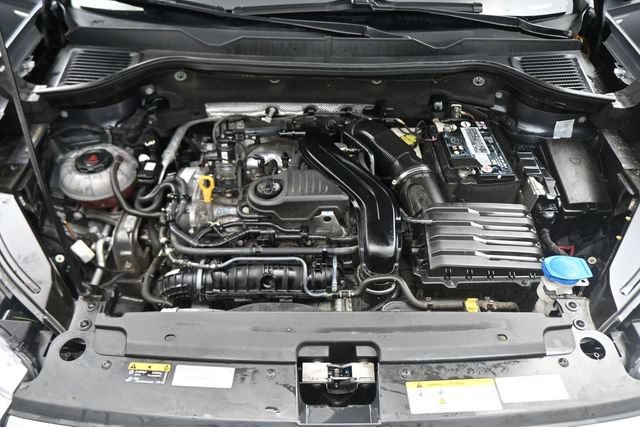 Used 2022 Volkswagen Taos SE AWD/4WD image 28
