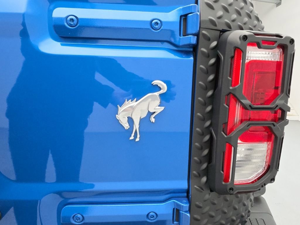 Used 2022 Ford Bronco Black Diamond image 51