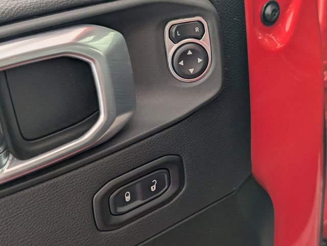 Certified 2022 Jeep Wrangler Unlimited Sahara image 11