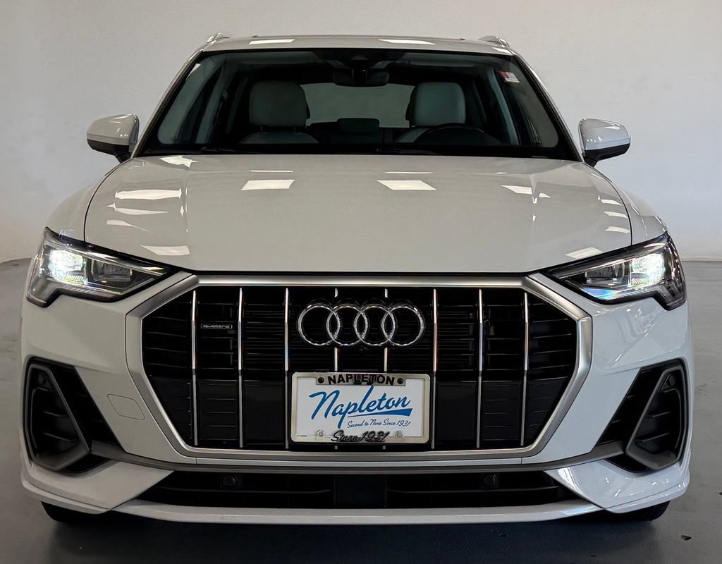 Used 2023 Audi Q3 2.0T Premium Plus w/ Premium Plus Package AWD/4WD image 7