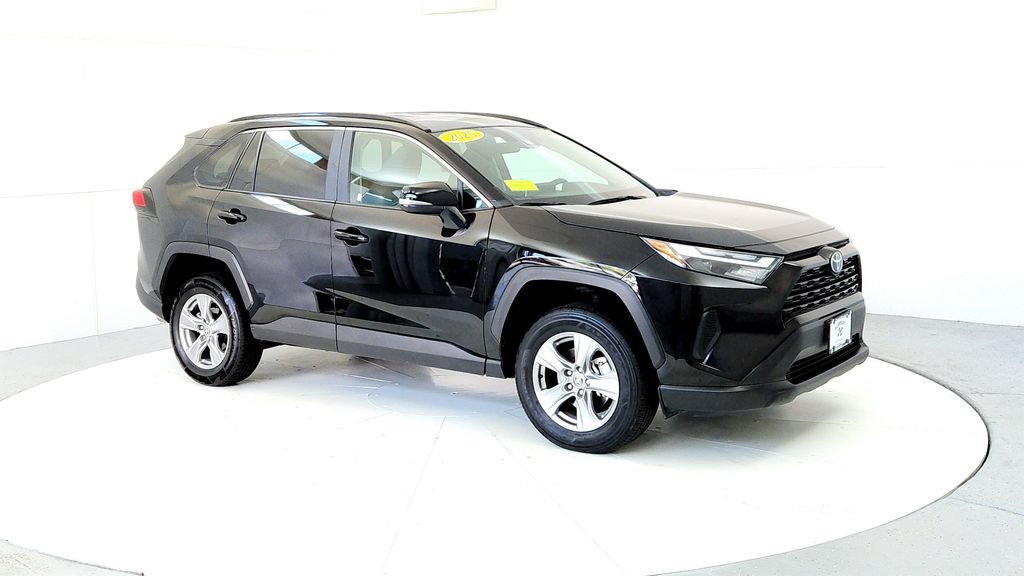 Certified 2025 Toyota RAV4 XLE AWD/4WD image 7