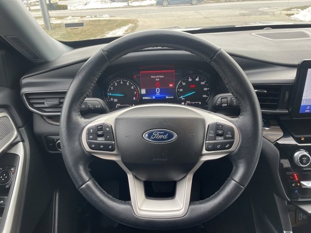 Used 2023 Ford Explorer Limited w/ Equipment Group 301A image 22