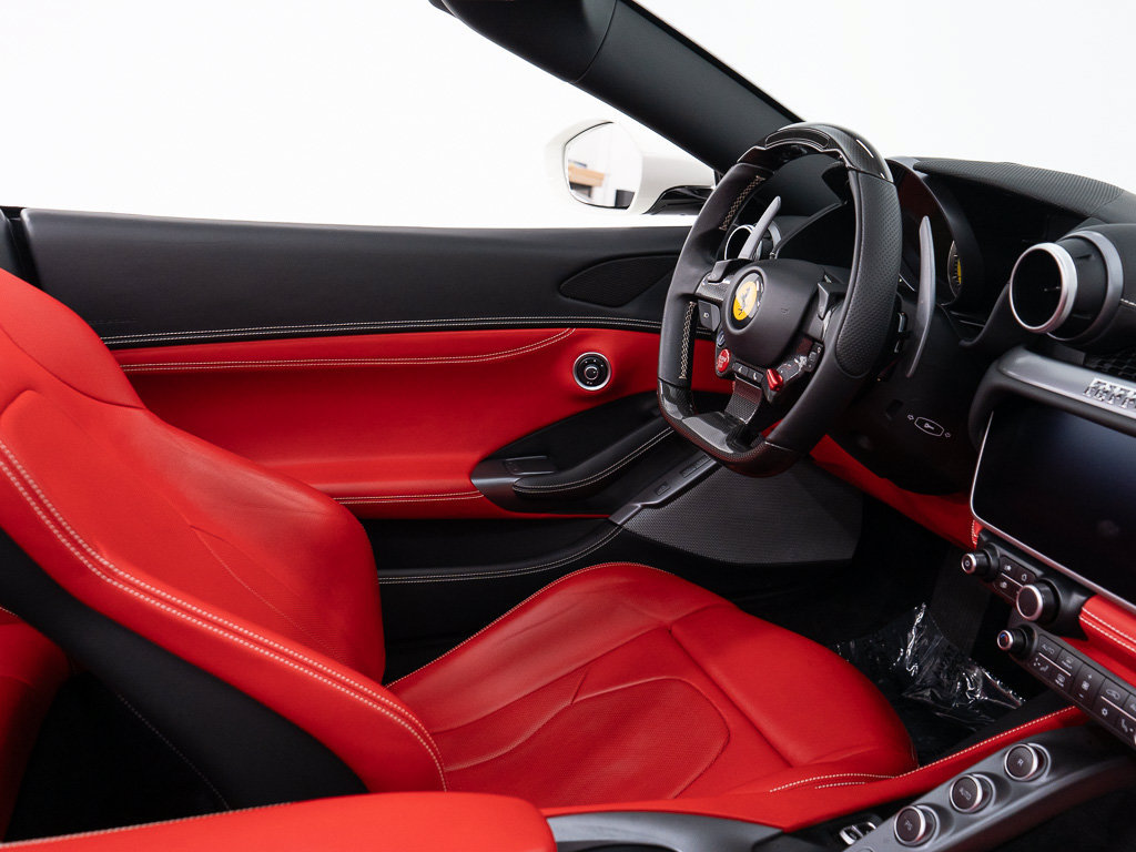 Used 2020 Ferrari Portofino RWD image 30