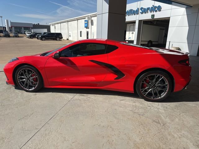 Used 2024 Chevrolet Corvette Stingray Preferred Cpe w/ 2LT image 2