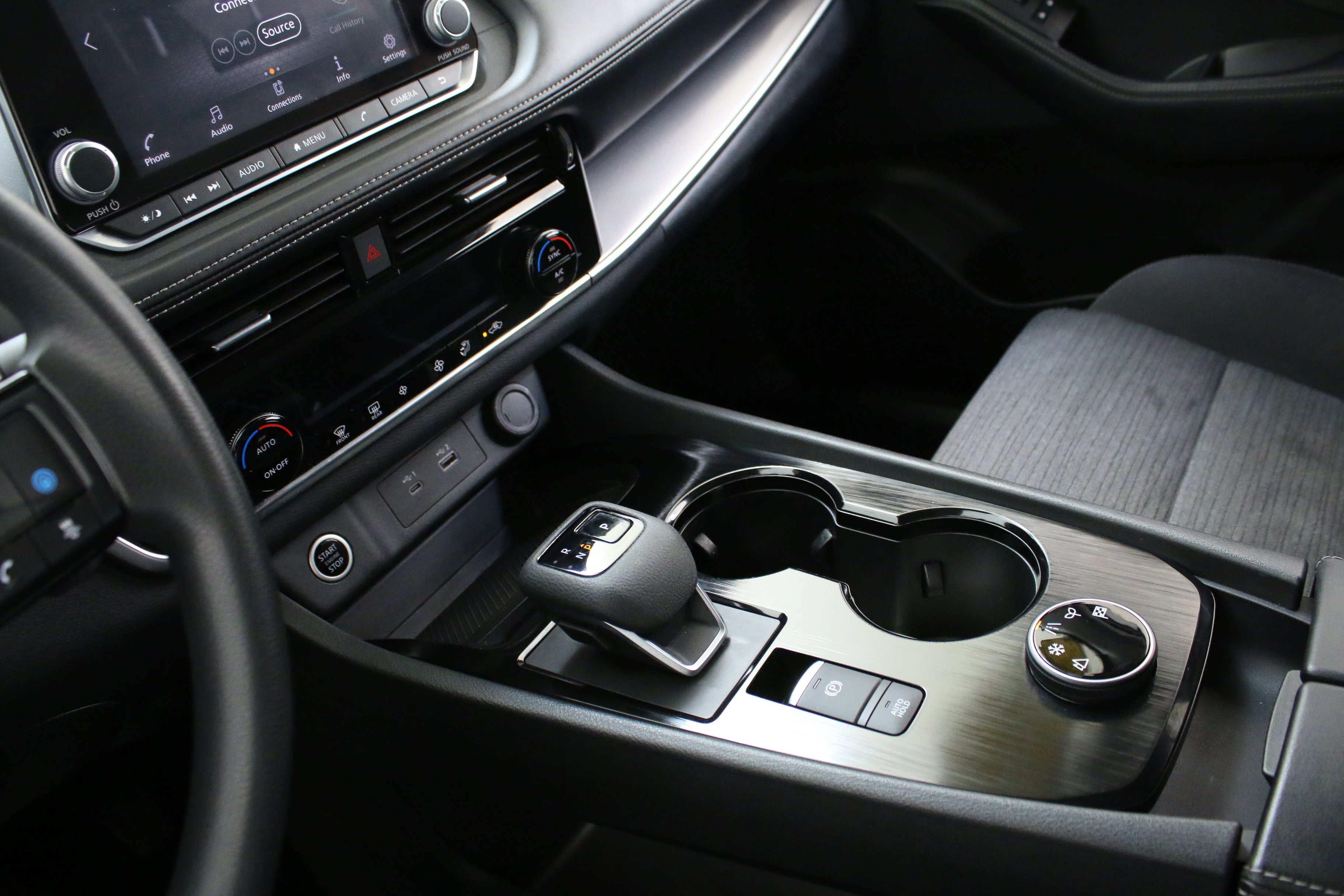 Used 2021 Nissan Rogue SV AWD/4WD image 20