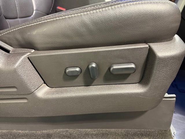 Used 2013 Ford F150 Lariat w/ Lariat Chrome Pkg AWD/4WD image 27