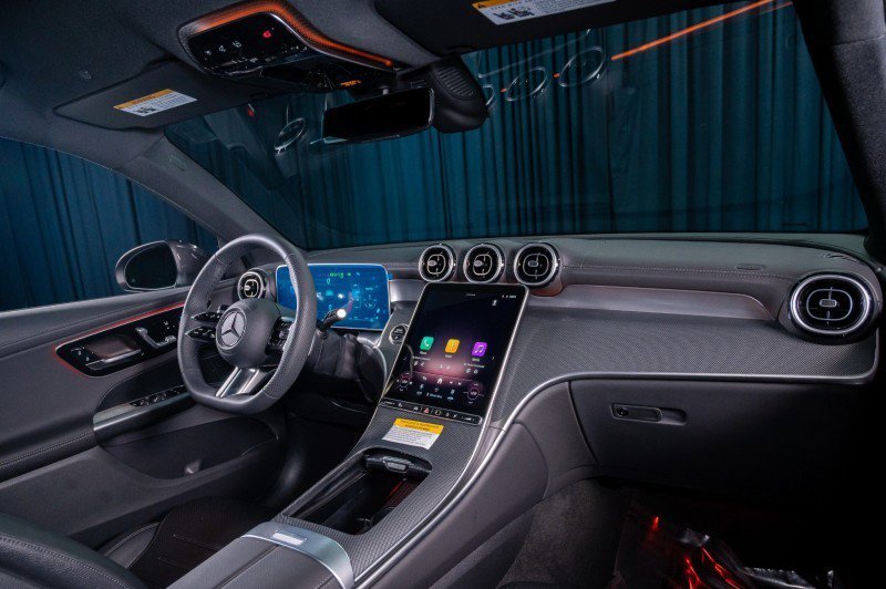 Certified 2026 Mercedes-Benz GLC 300 image 4