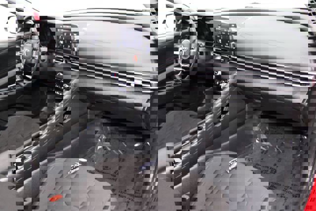 Used 2023 Hyundai Elantra Blue FWD image 26