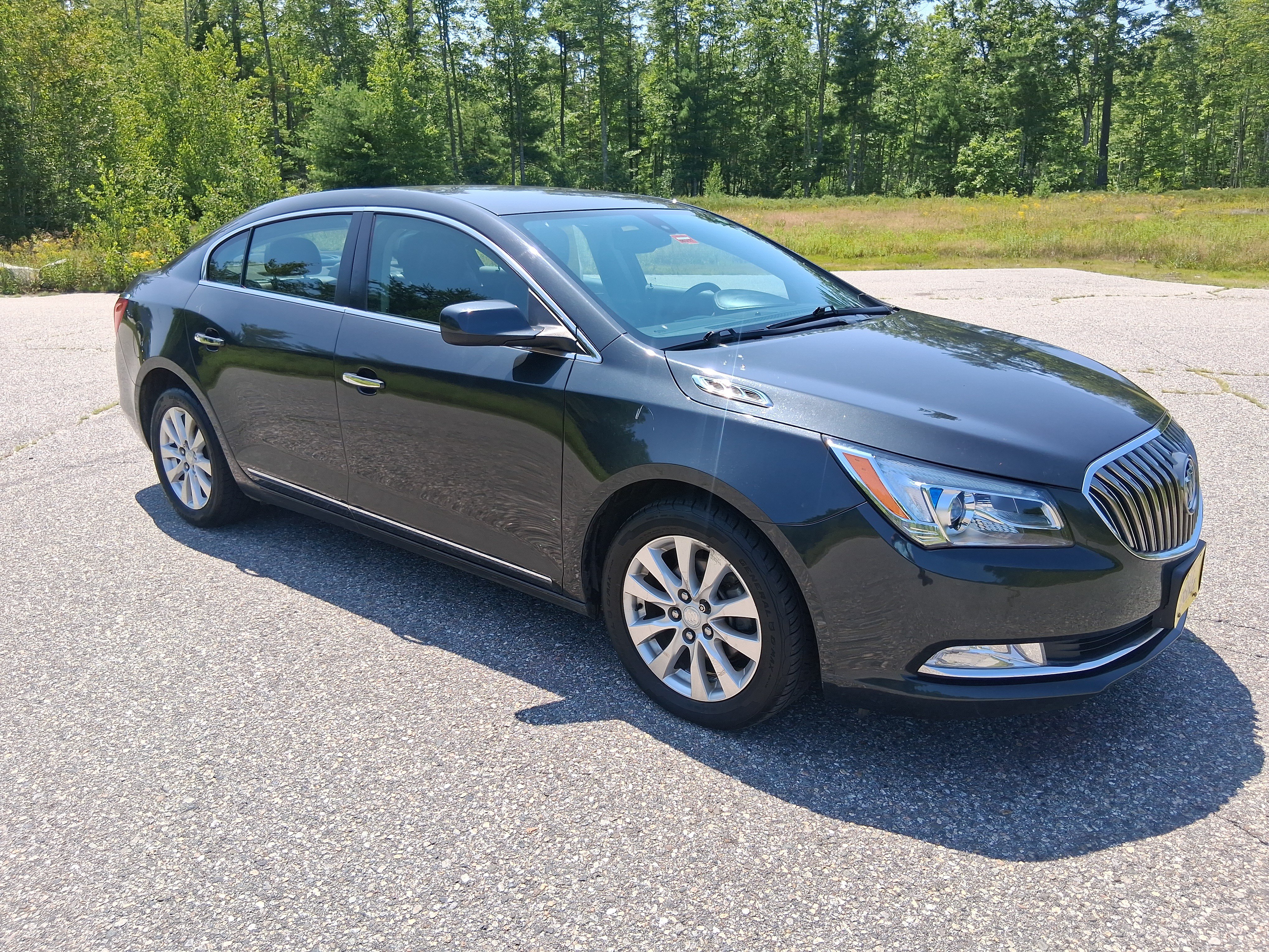 Used 2014 Buick LaCrosse FWD image 3