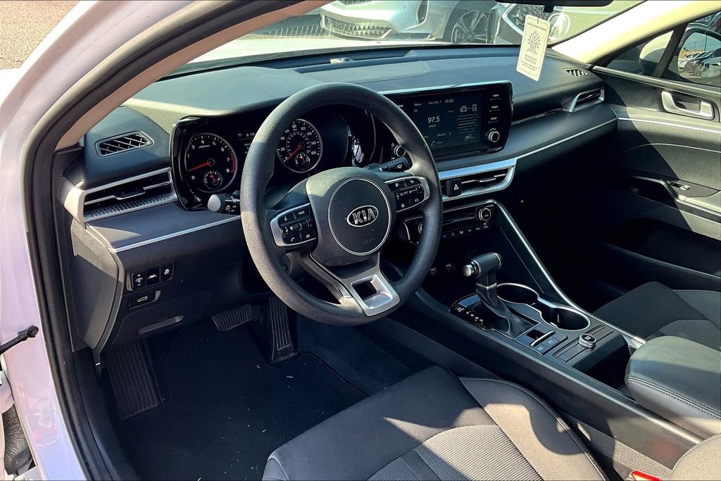 Used 2021 Kia K5 LXS image 17