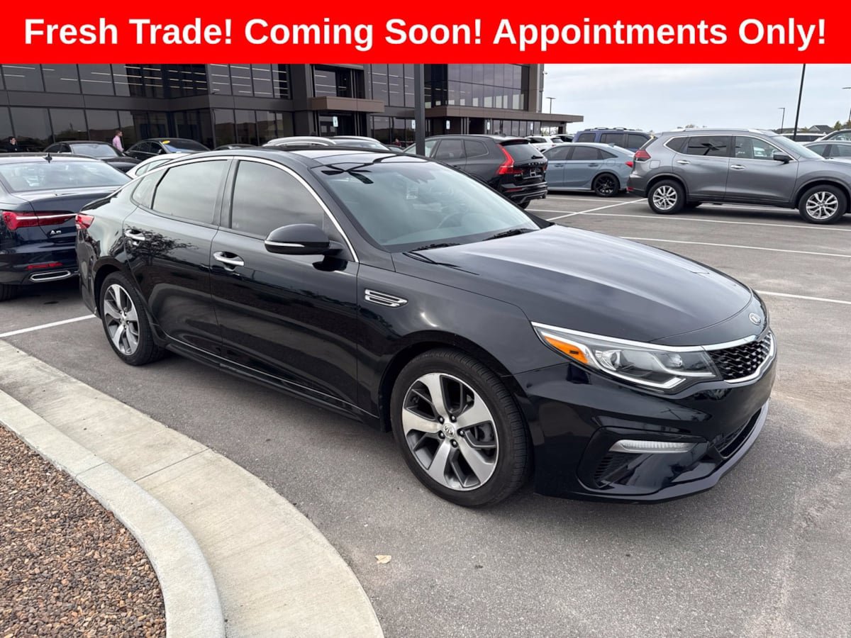 Used 2019 Kia Optima S w/ S Panoramic Sunroof Package