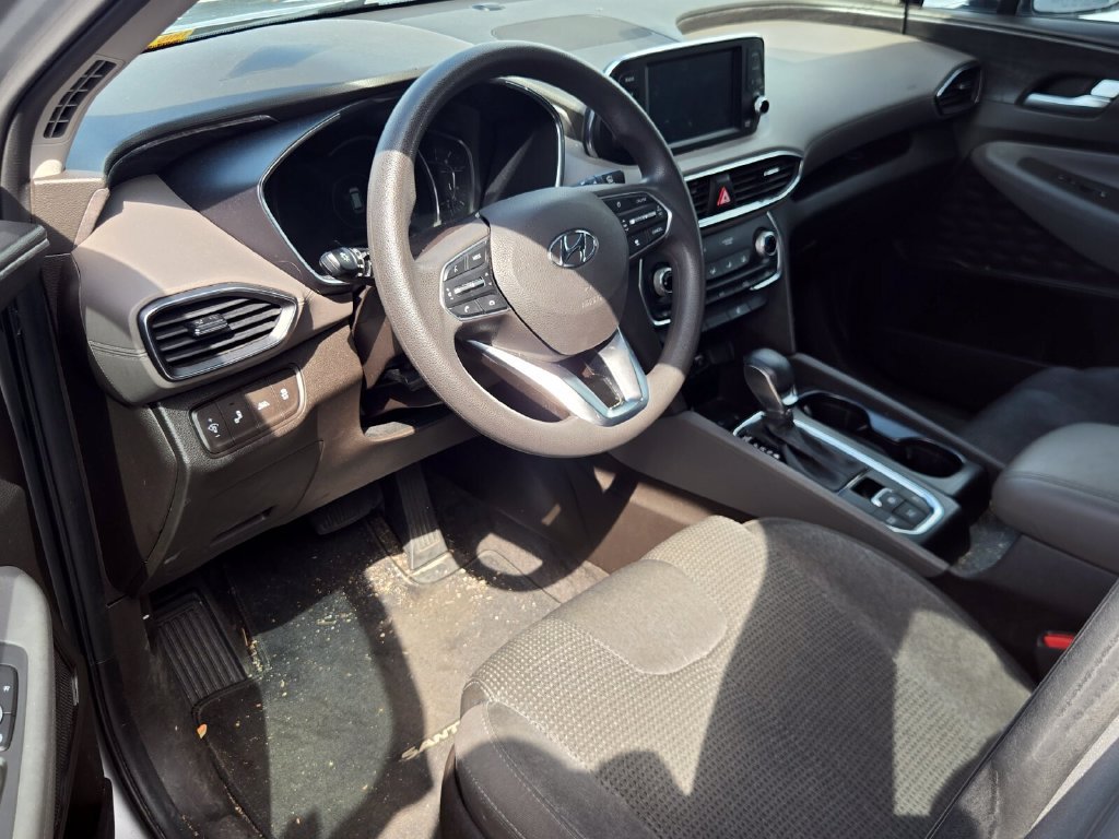 Used 2020 Hyundai Santa Fe SEL FWD image 9