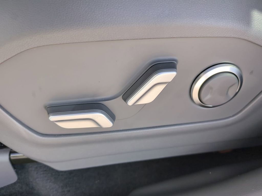 New 2026 Hyundai Santa Fe SEL FWD image 24