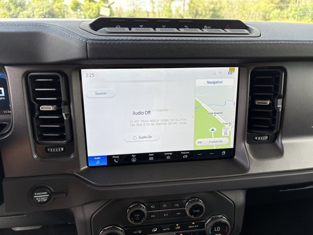 New 2025 Ford Bronco Badlands image 18